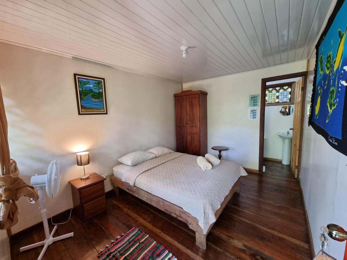 Cabinas Tortuguero Eksteriør billede